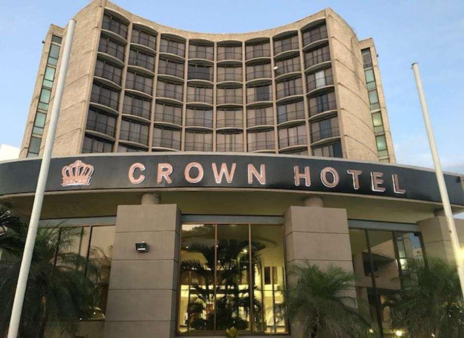 Crown Hotel ポートモレスビー エクステリア 写真